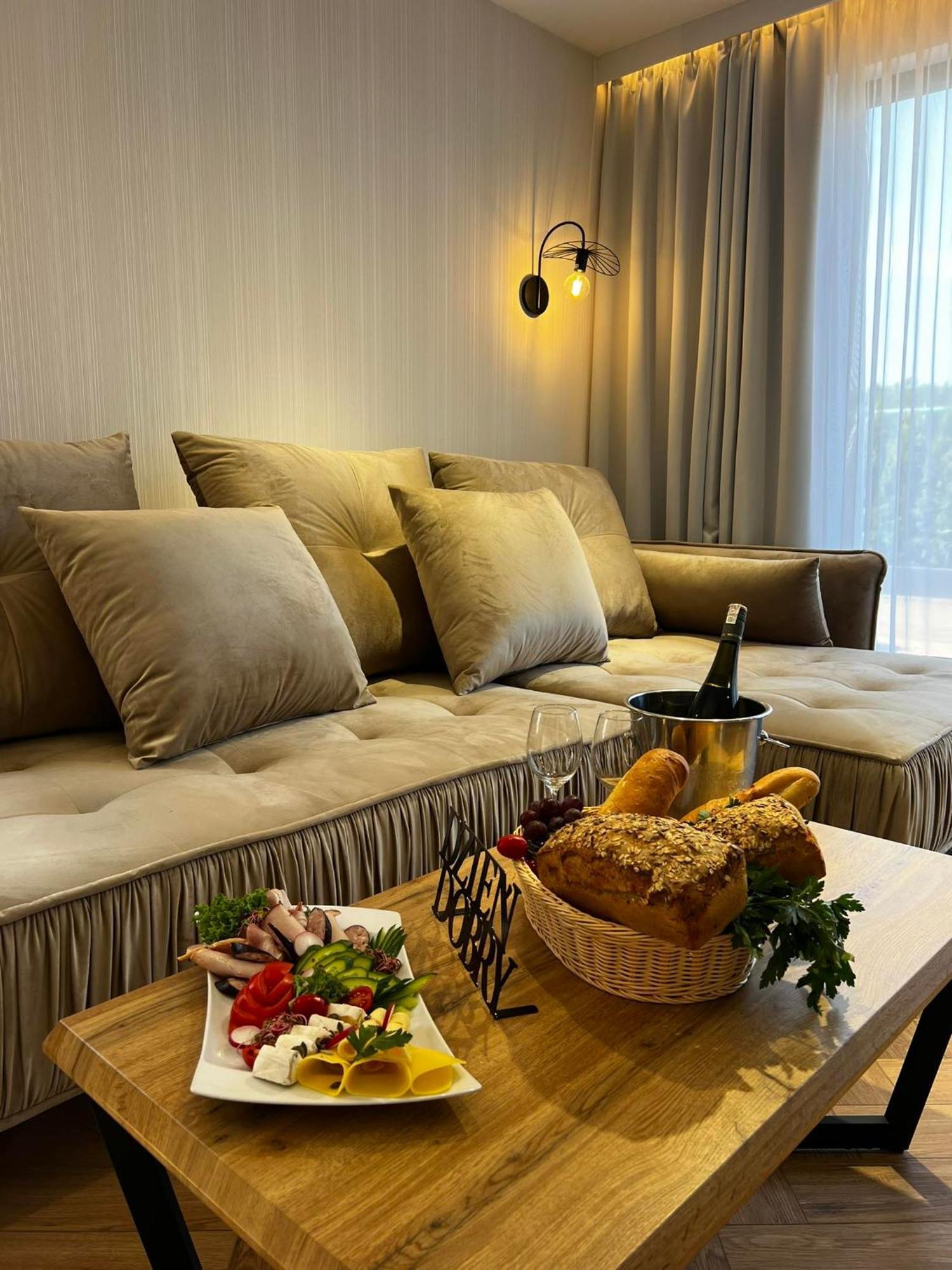 Olivina Park Spa - Domki Z Dostepem Do Krytego Basenu, Saun, Wyzywienia I Atrakcji Dla Dzieci Нехоже Экстерьер фото